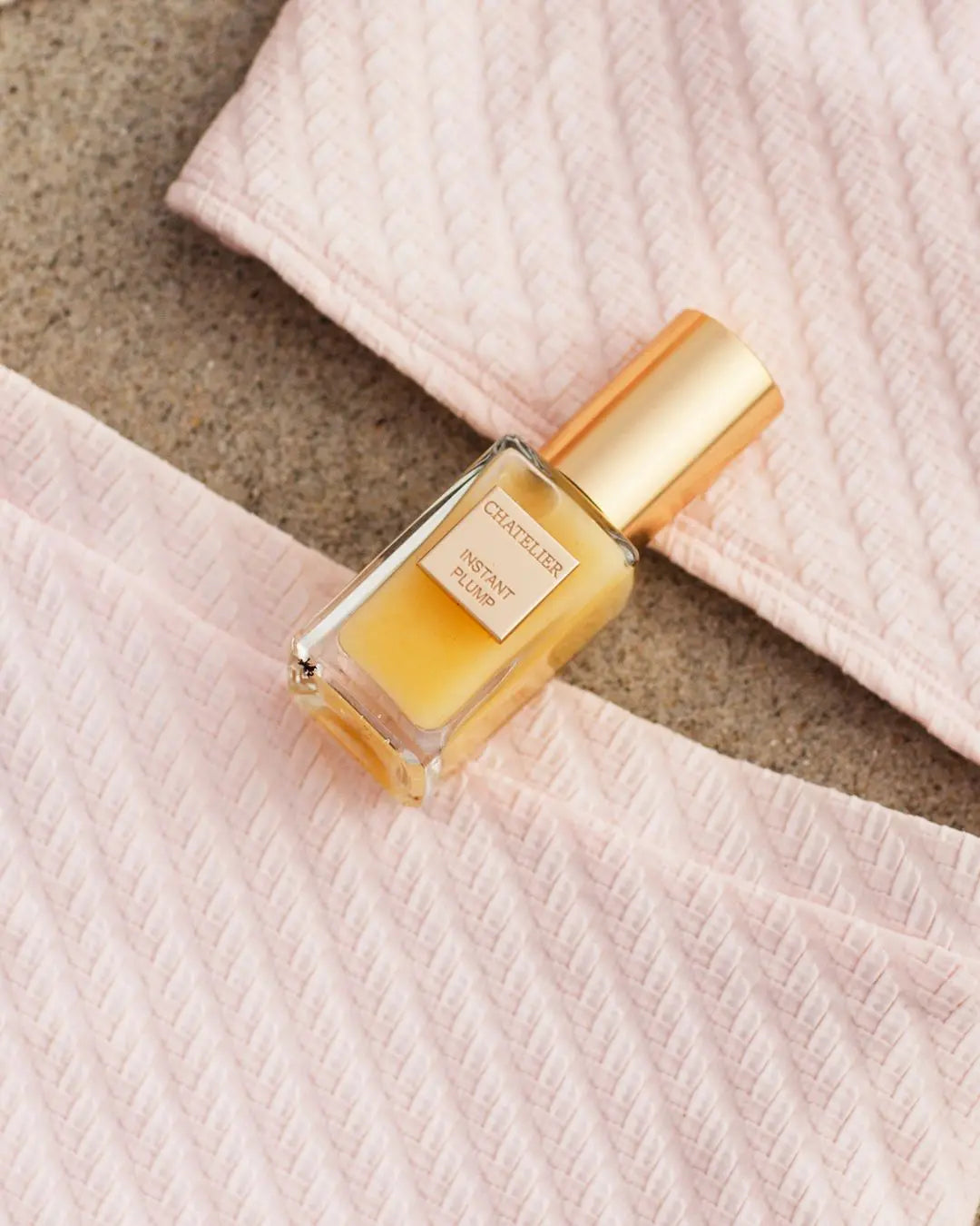 Instant Plump — Moisture Replenishing Hydrating Serum Chatelier